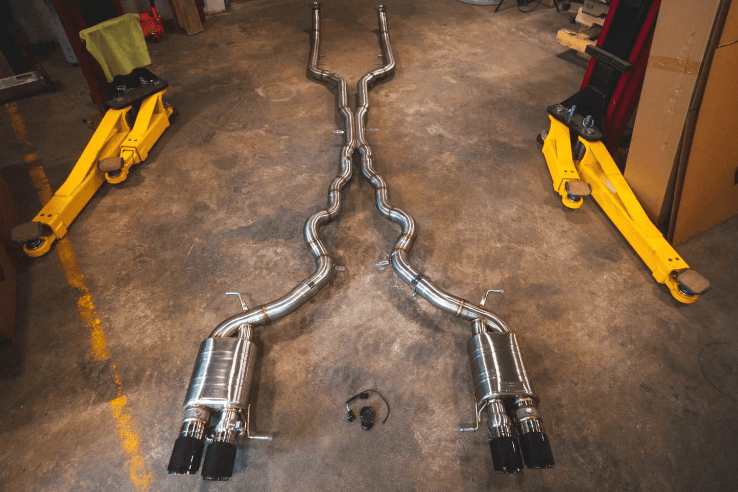 كات باك كورساترونك BMW F10 M5 / F06 M6 - Corsatronic Exhausts