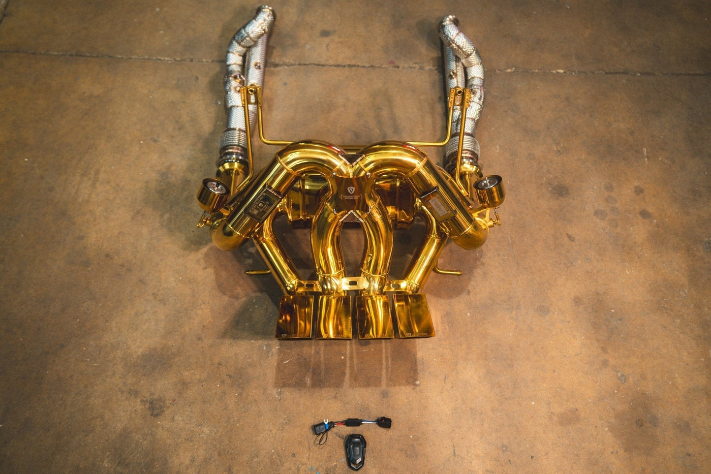 Lamborghini Aventador LP700 / S / SV نظام كورساترونك الإلكتروني - Corsatronic Exhausts