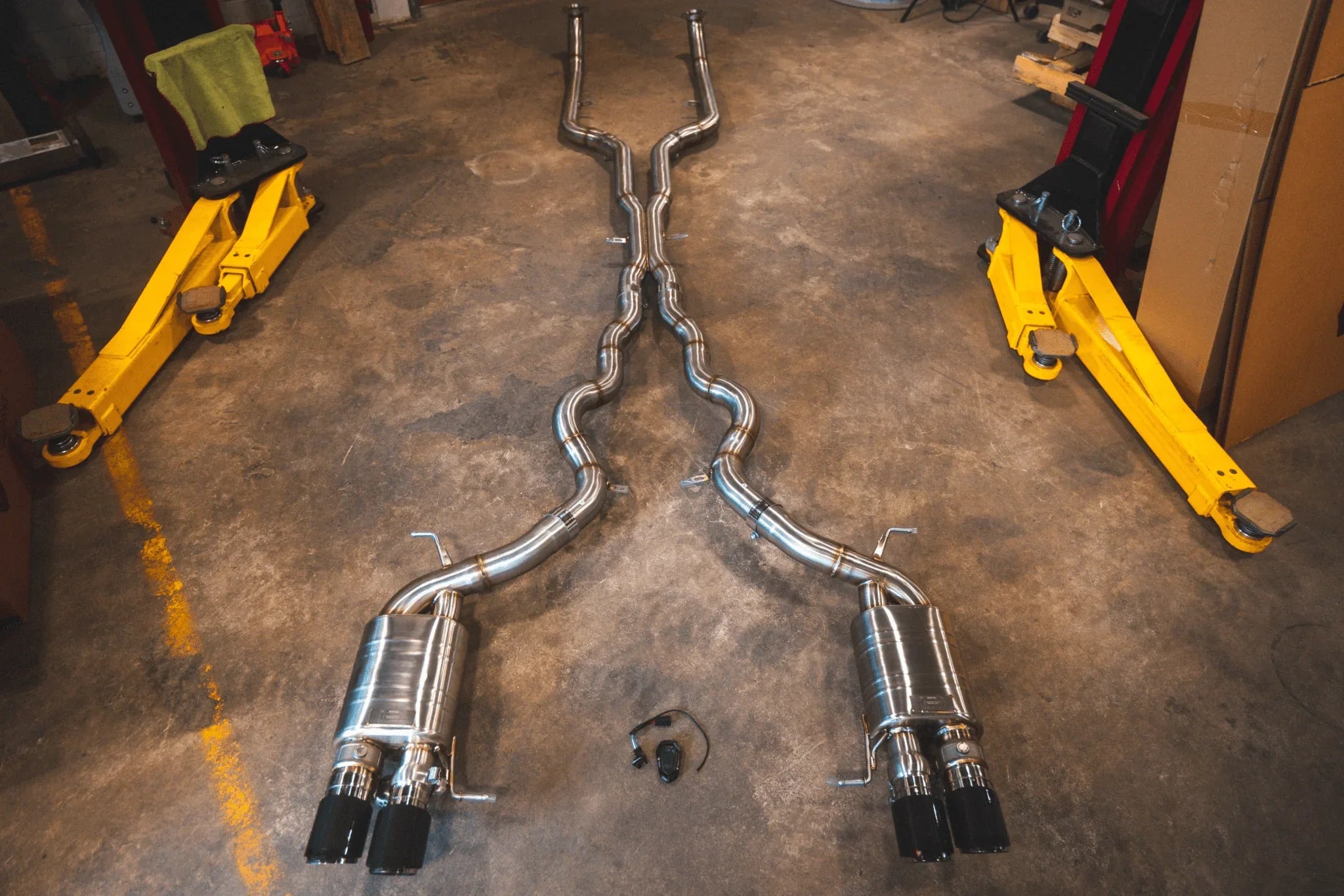 كات باك كورساترونك BMW F10 M5 / F06 M6 - Corsatronic Exhausts