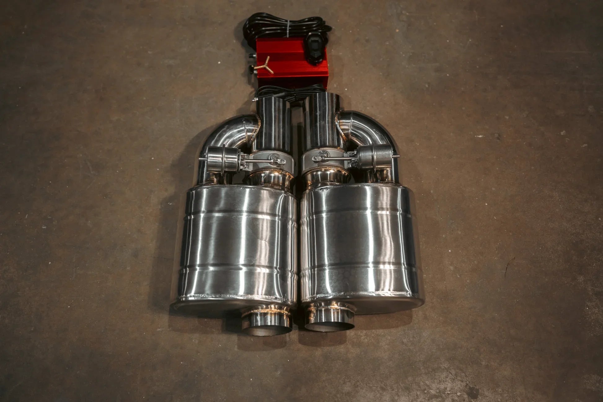مجموعة دبات كورسا الالكترونية مع كامل ملحقات التشغيل - Corsatronic Exhausts